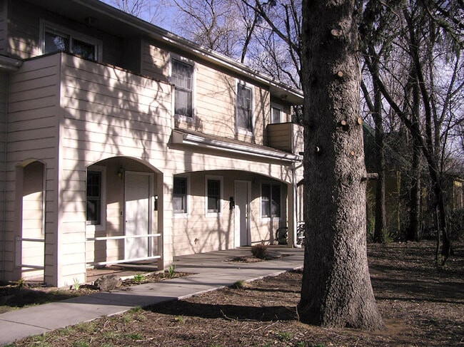 Building Photo - 1010 Remington Street