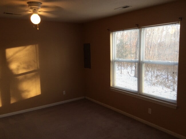 Building Photo - 5304 Godas Cir