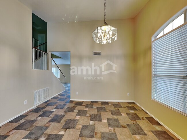 Foto del edificio - 12728 W Holly Street