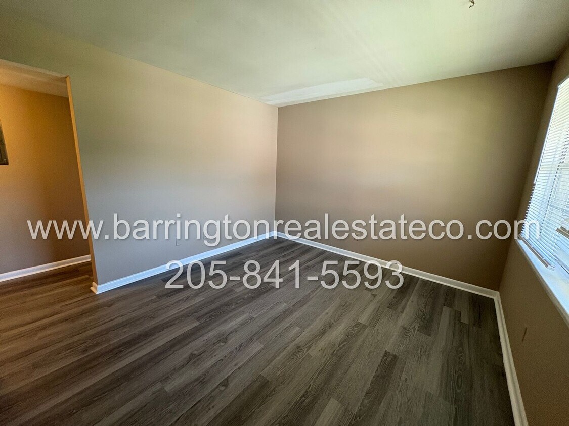 Foto del edificio - 2415 20th Ave N