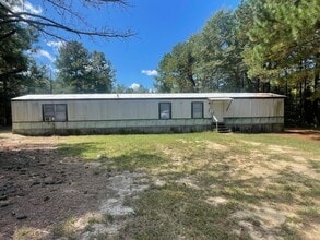 Building Photo - 121 N Sandy Ridge Dr