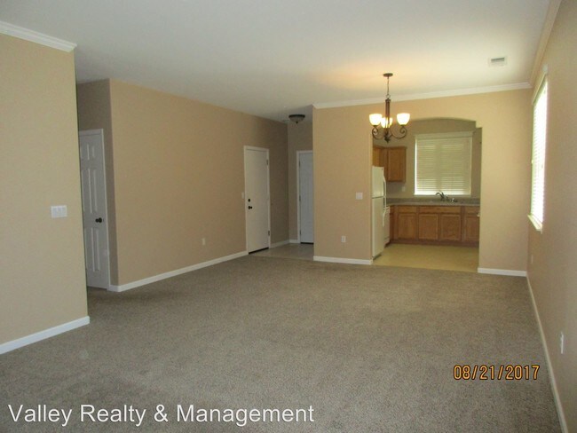 Foto del edificio - 605 Birkdale Ct
