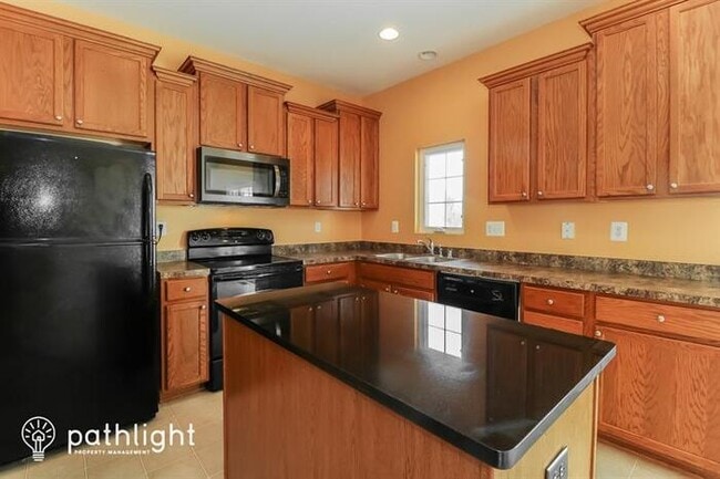 Building Photo - 11719 Palm Desert Place, Waldorf, MD, 20602