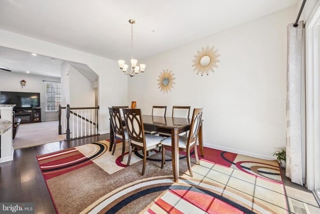 Building Photo - 142 Mulberry Dr