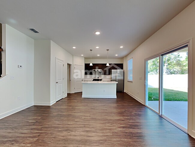 Building Photo - 12337 Paperbark Pl