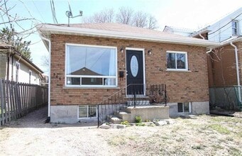Building Photo - 366 Bessie Ave