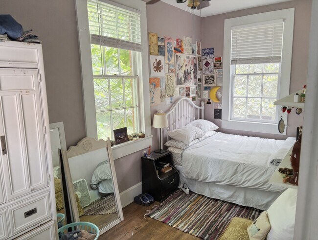 Foto del edificio - 249 Hillcrest Ave