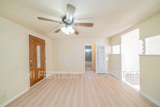 Building Photo - 7221 Olive St