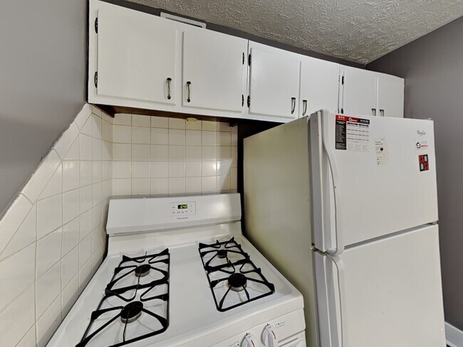 Foto del edificio - 107 E 16th Ave