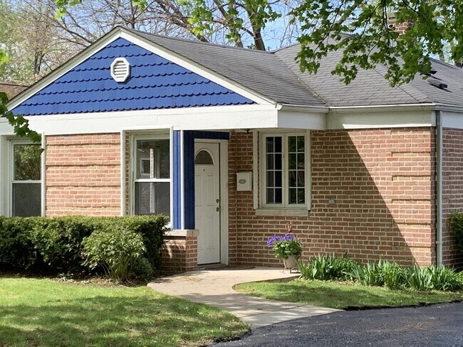 Foto del edificio - 828 E Rockland Rd