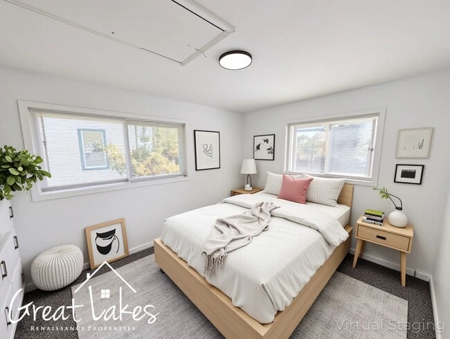 Foto del edificio - Charming 2 Bedroom 1 Bathroom now availabl...