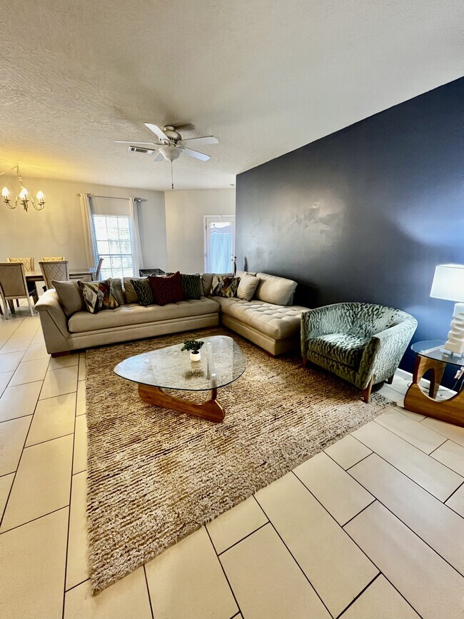 Foto del edificio - 4596 Hermosa Rd