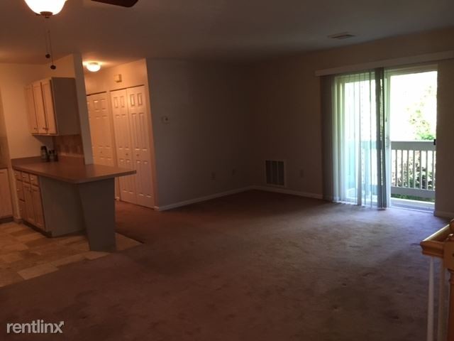 Building Photo - 606 Horseshoe Dr