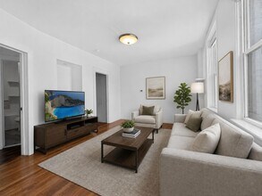 Building Photo - 352 Avenue C