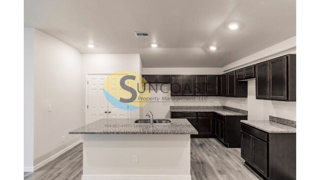 Building Photo - Price Drop!!