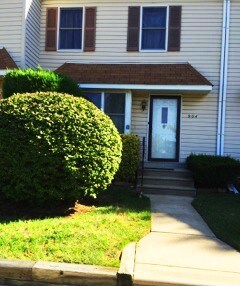 Primary Photo - 904 Greenhouse Dr