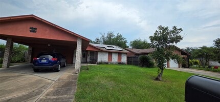 Building Photo - 2606 Lemonwood Ln