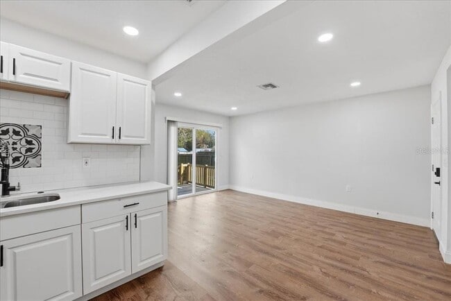 Foto del edificio - 2805 Mayer St