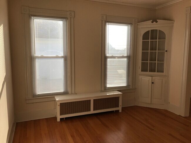 Dining Room - 512 Spring St