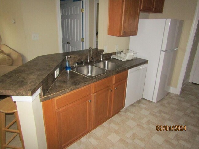 Foto del edificio - 2057 Silvercrest Dr