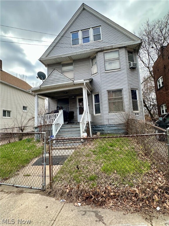 1422 W 84th St Unit 4, Cleveland, OH 44102 Room for Rent in Cleveland