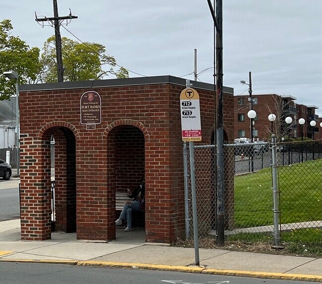 Foto del edificio - 1000 Governors Dr