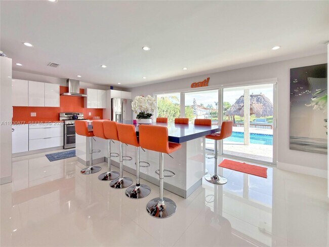 Foto del edificio - 17135 NW 87th Ave