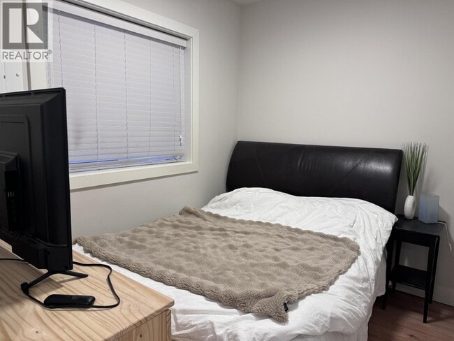 Photo du bâtiment - 78 E 51st Ave