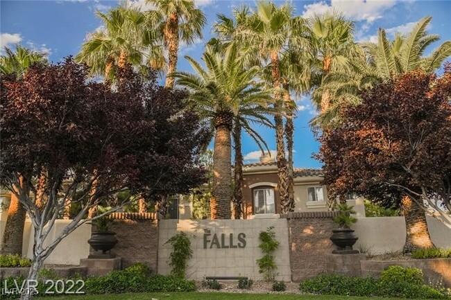 Foto del edificio - 9050 W Warm Springs Rd
