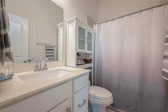 Building Photo - 1838 Smithers Landing Dr