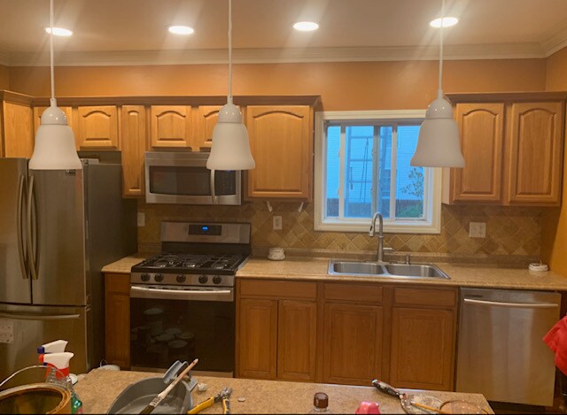 KITCHEN - 20 Essex Ct