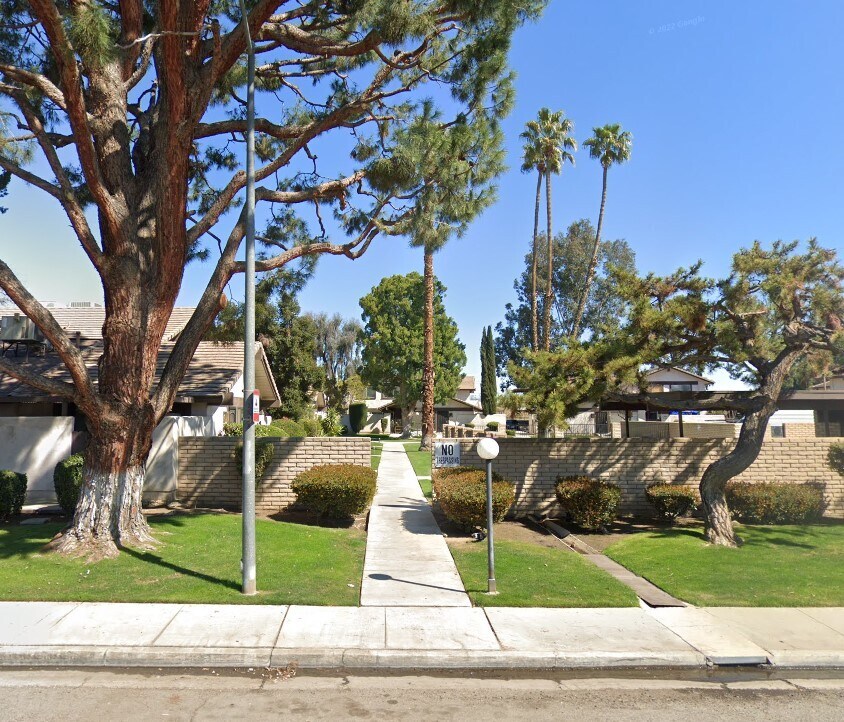 Primary Photo - 3333 El Encanto Ct
