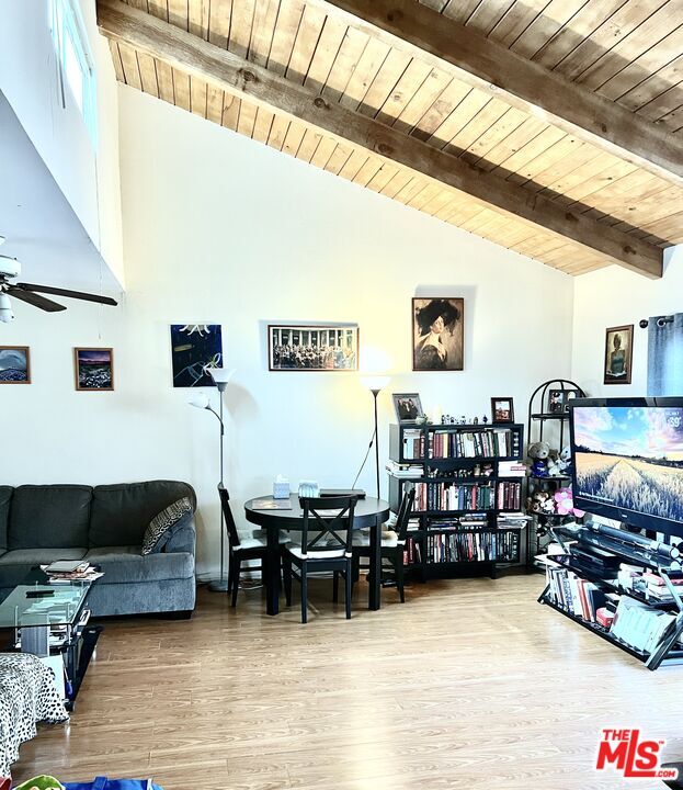 Building Photo - 18350 Hatteras St