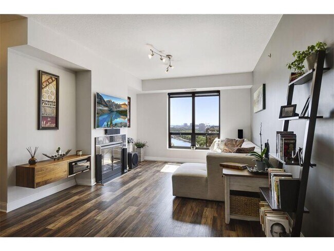 Foto del edificio - 100 3rd Ave S