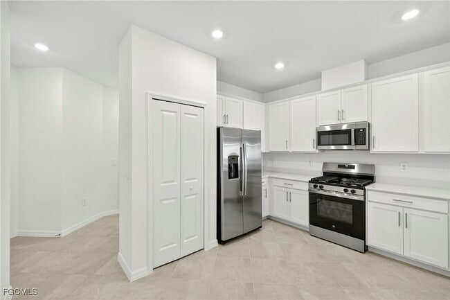 Building Photo - 14867 Anchorage Rd