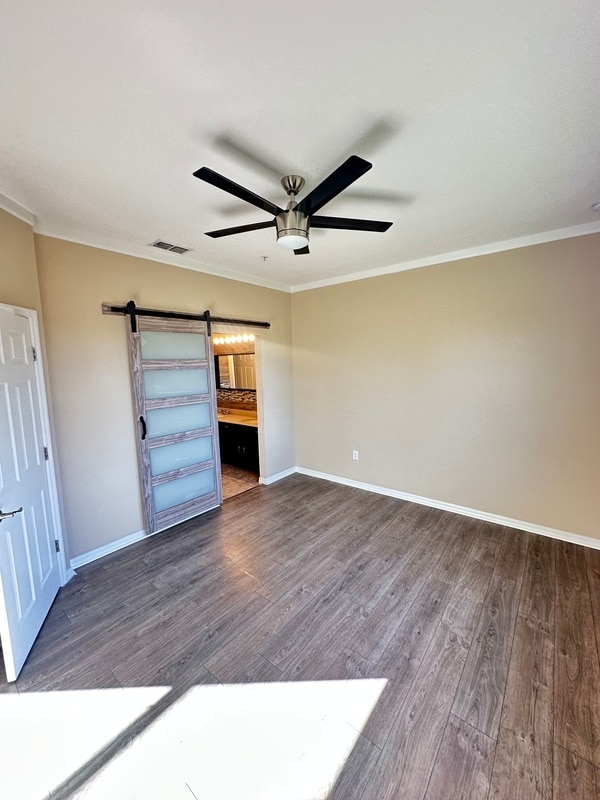 Foto del edificio - 2412 Seven Oaks Dr