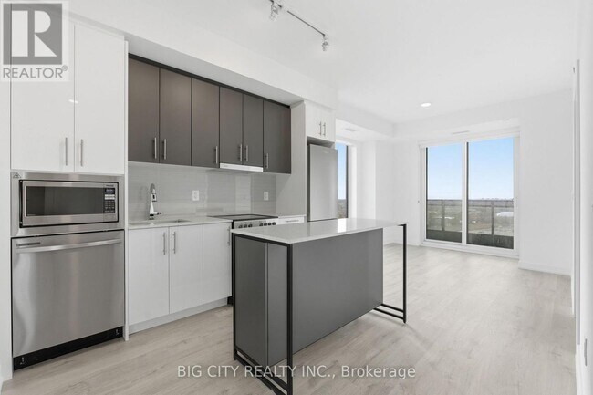 Photo du bâtiment - 9751 Markham Rd