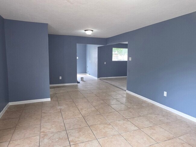 Foto del edificio - 6515 Linden St