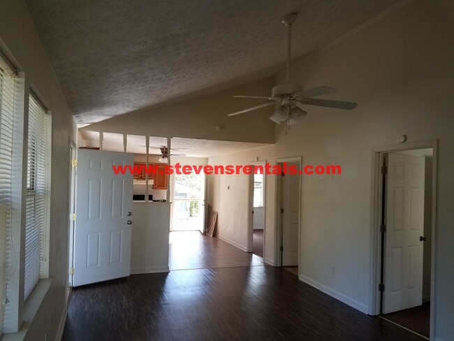 Building Photo - A Great Home for Your Family
