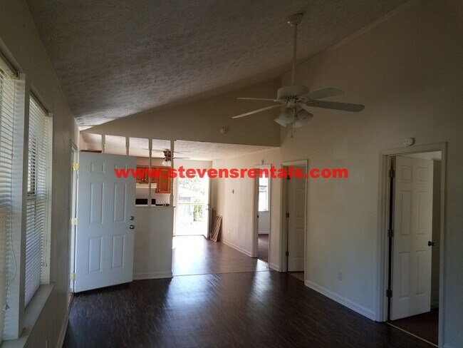 Foto del edificio - A Great Home for Your Family