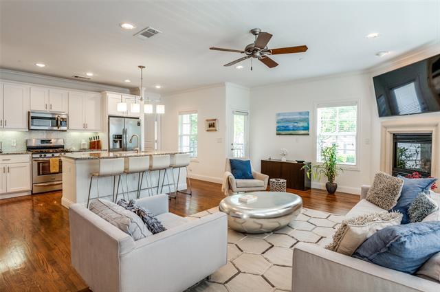 Foto principal - 4133 Hyer St