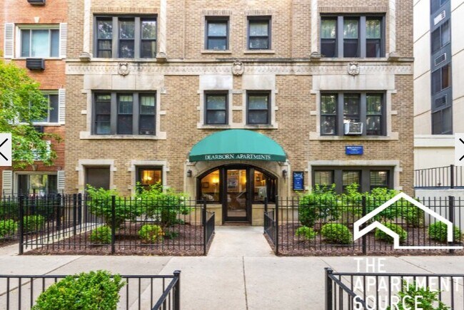 Building Photo - 1347 N Dearborn St