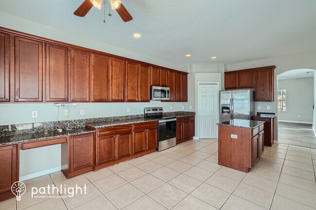 Building Photo - 11537 Addison Chase Drive, Riverview, FL, ...