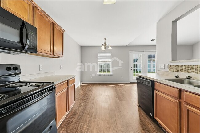 Foto del edificio - 8 Sandy Point Way