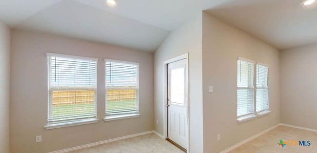 Building Photo - 1010 Prairie Clover Rd