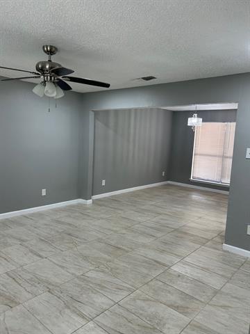 Building Photo - 2319 Abbington Ln