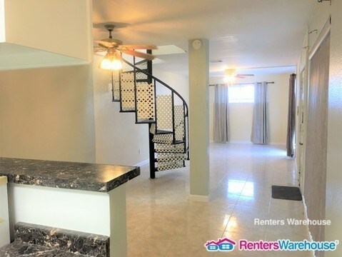 Foto del edificio - 7047 Bissonnet St