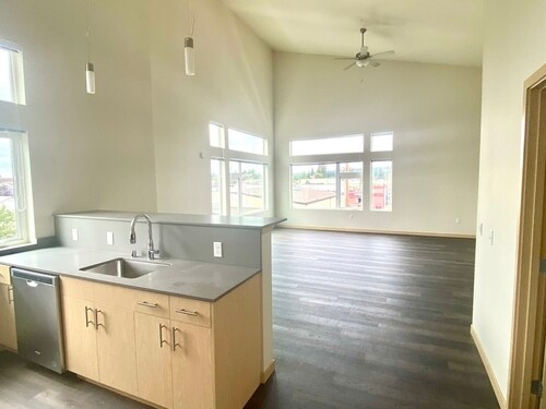 Foto del edificio - 1060 Columbia Ave
