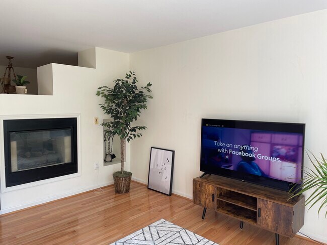 Foto del edificio - 6403 Knapsack Ln