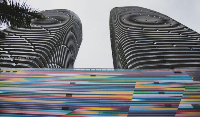 Foto del edificio - 55 SW 9th St
